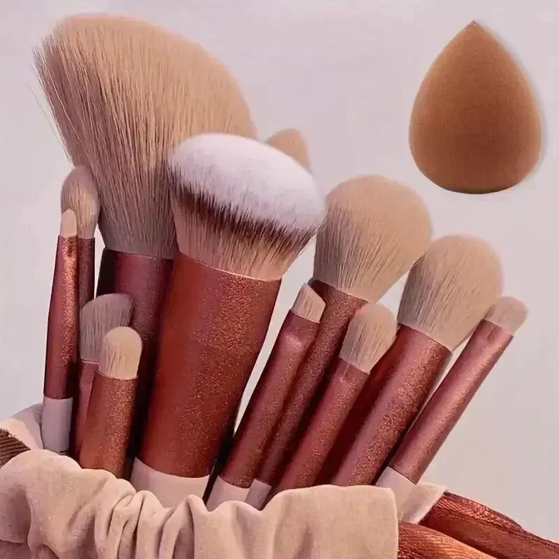 Set de Brochas de Maquillaje Profesional – 13 a 16 Piezas