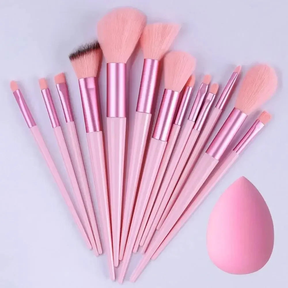 Set de Brochas de Maquillaje Profesional – 13 a 16 Piezas