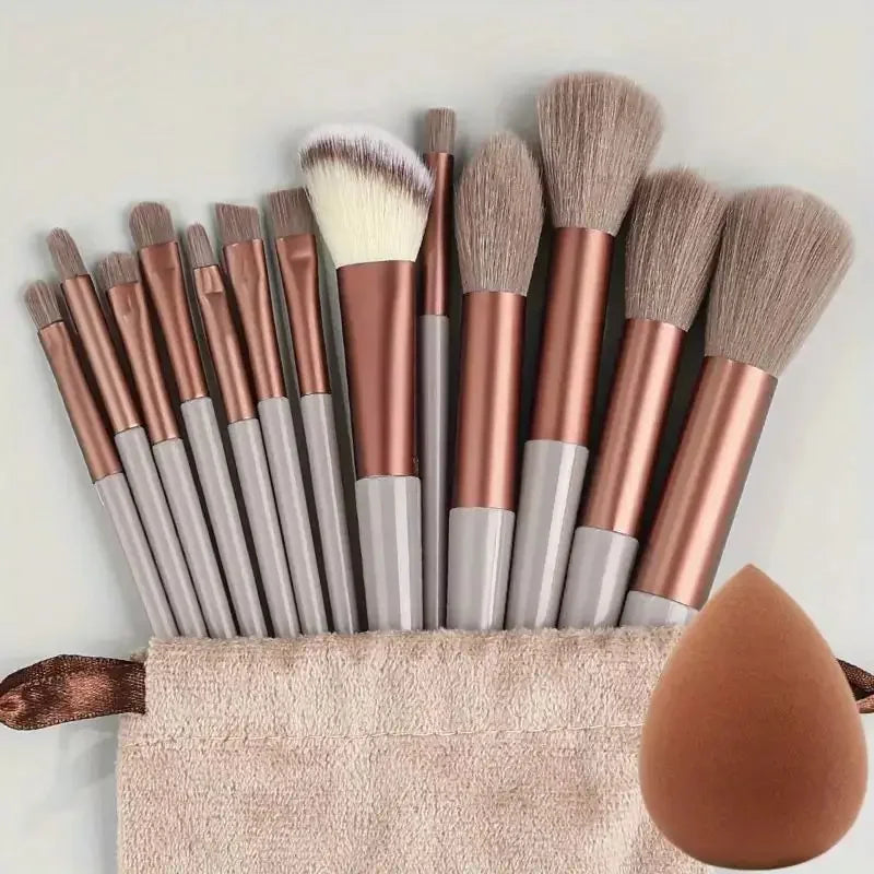 Set de Brochas de Maquillaje Profesional – 13 a 16 Piezas