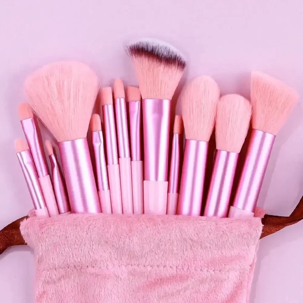 Set de Brochas de Maquillaje Profesional – 13 a 16 Piezas