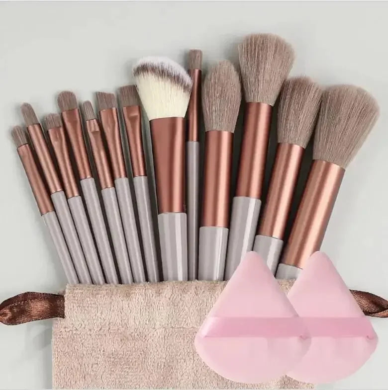 Set de Brochas de Maquillaje Profesional – 13 a 16 Piezas